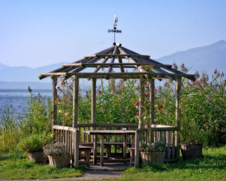 Tecnowood Brescia, gazebo da giardino autorizzazioni